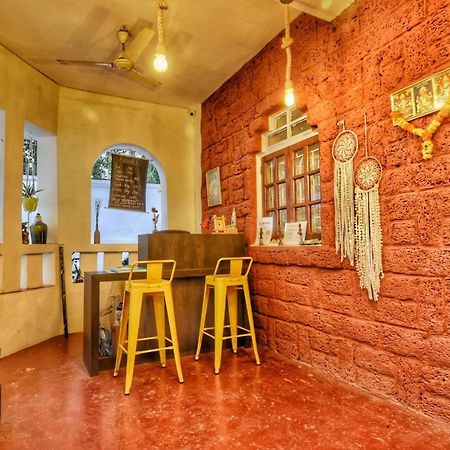 Aerostel - Backpacker'S Hostel In Goa Калангут Экстерьер фото